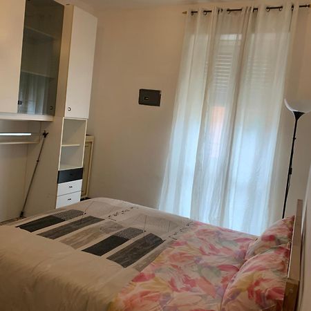 Casaury-Torinometrostop Bagian luar foto