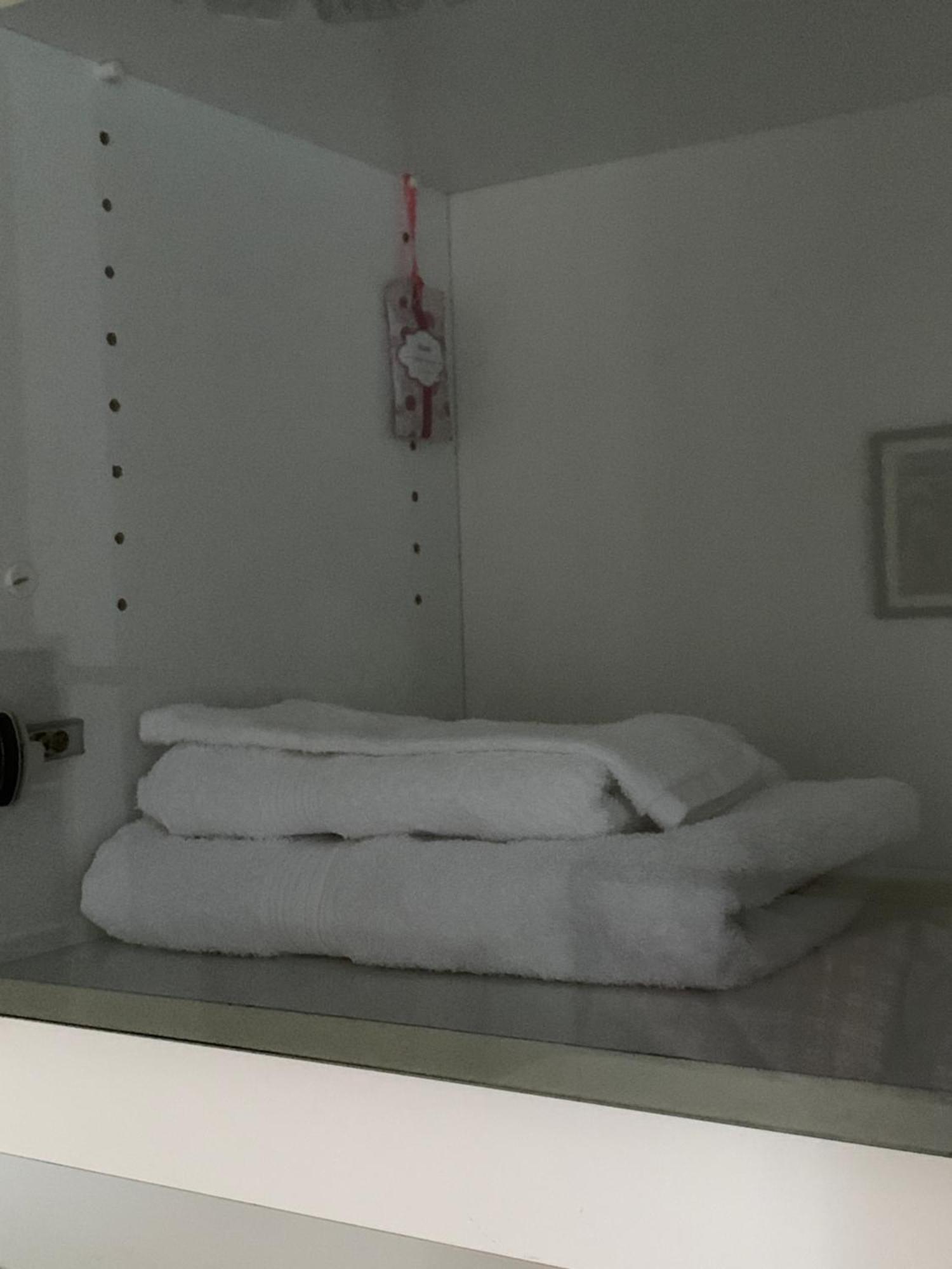 Casaury-Torinometrostop Bagian luar foto